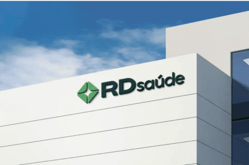 Lucro da RD Saúde (RADL3) cai no 1T25