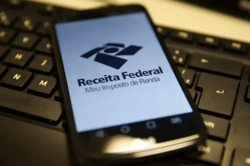 Receita paga hoje 2º lote da restituição do IR 2025 a mais de 6,5 milhões de contribuintes