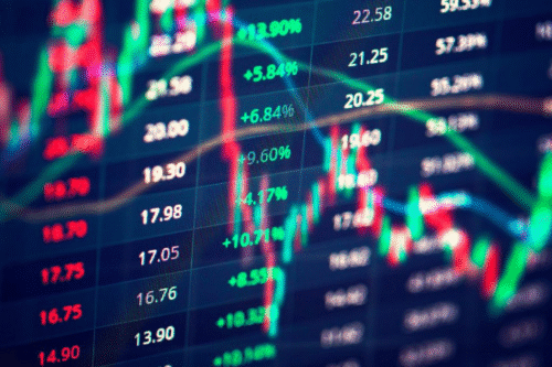 Gráfico de ações do Ibovespa com movimentos de alta e baixa, sinalizando possível correção em junho, alerta do XP para investidores.
