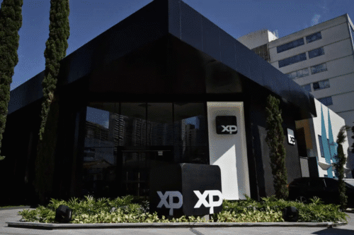 XP libera 16 mil bolsas para formação de assessores de investimentos