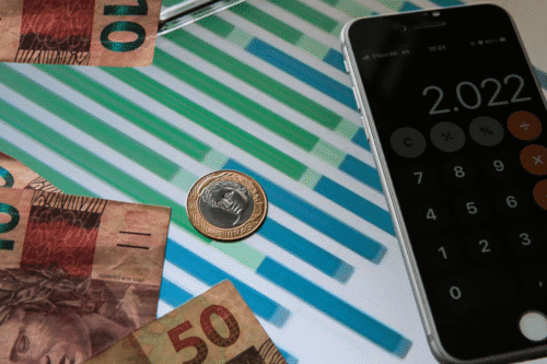 Contas públicas registram déficit de bilhões em maio e dívida sobe a 76,1% do PIB