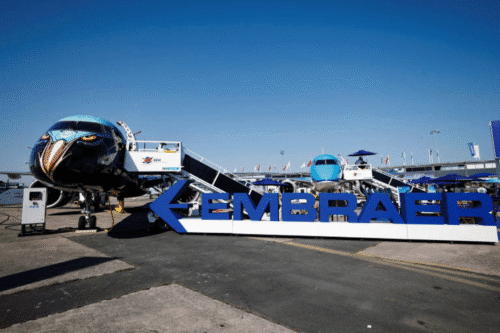 Royal Air Maroc negocia compra de jatos da Embraer (EMBR3) para renovação de frota