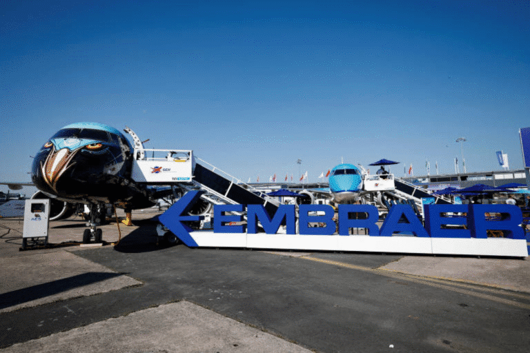 Royal Air Maroc negocia compra de jatos da Embraer (EMBR3) para renovação de frota