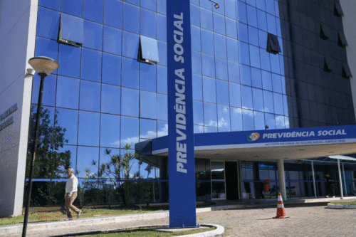 STF homologa plano do INSS para devolução de descontos ilegais a aposentados e pensionistas