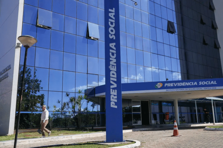 STF homologa plano do INSS para devolução de descontos ilegais a aposentados e pensionistas