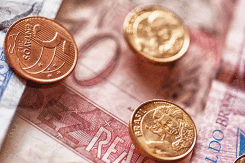 Economia brasileira representada pelo Real.