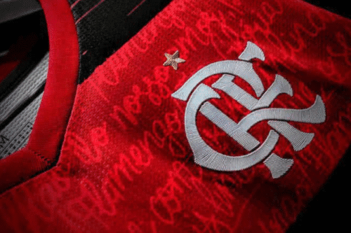 Flamengo anuncia maior patrocínio do futebol brasileiro com a Betano