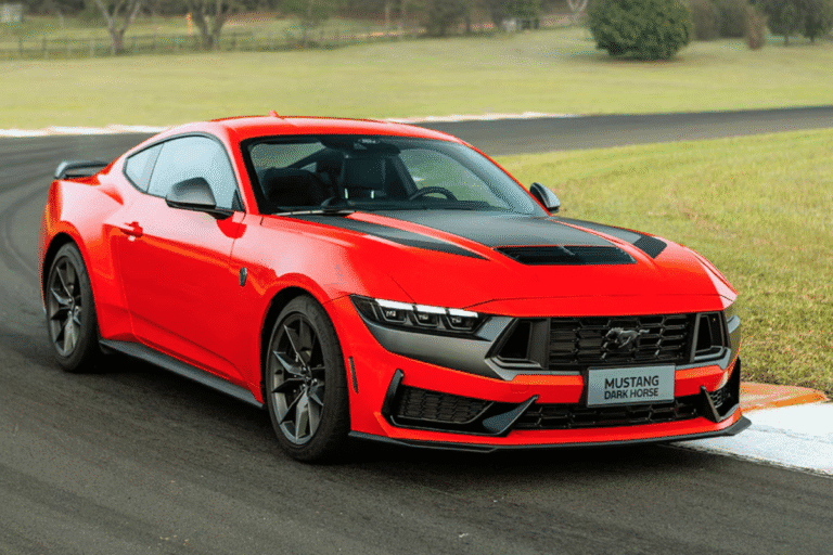 Ford Mustang Dark Horse chega ao Brasil com motor V8 de 507 cv
