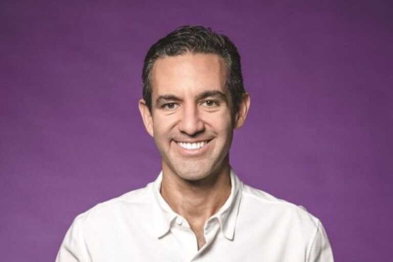 Fundador do Nubank vende 33 milhões de ações ROXO34