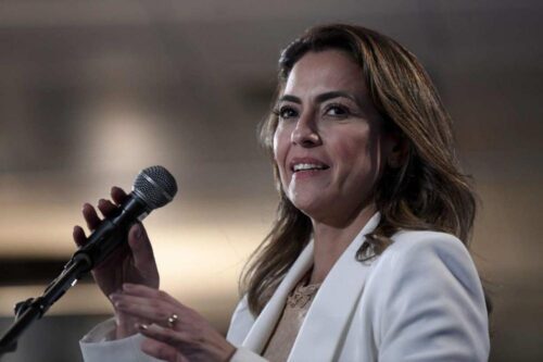 Soraia Thronicke vaiada em show