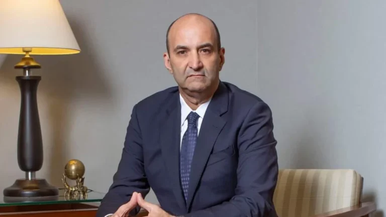 Foto do antigo presidente da Reage, Joao Carlos Mansur. Reag em crise, Presidente fora. Saiba mais no Melhor Investimento