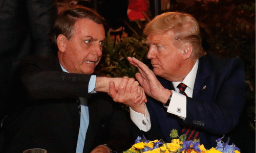 Trump sai em defesa de Bolsonaro após condenação.