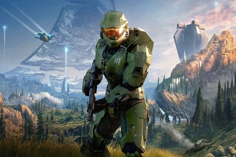 Imagem do personagem Master Chief do jogo Halo, em cenário futurista com ambiente de montanhas, árvores e naves espaciais ao fundo, destacando-se pela armadura verde e cenário de ficção científica.