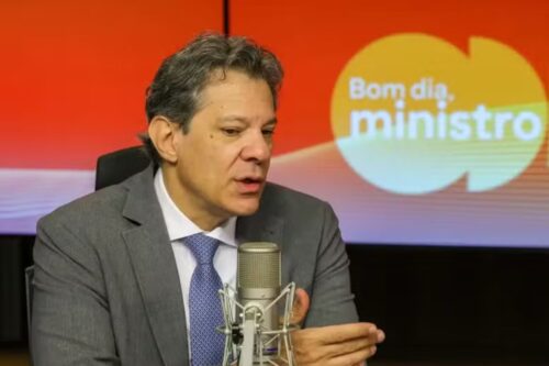 Haddad fala sobre a tarifa zero nos transportes em live no Canal Gov. Foto por: Fabio Rodrigues-Pozzebom/Agência Brasil