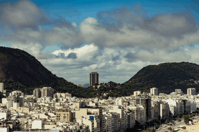 Foto de Praia do Rio de Janeiro. Vista de um ponto alto.
