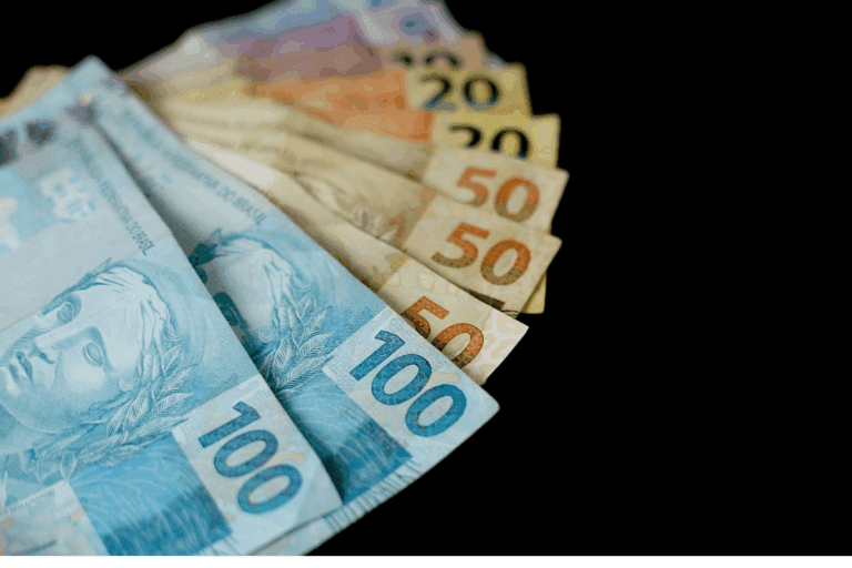 cédulas em real simbolizando dividendos fiis